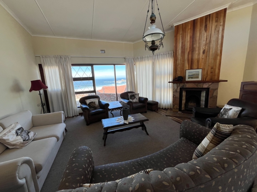 3 Bedroom Property for Sale in Herolds Bay Western Cape